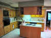 kitchen.jpg (102293 bytes)